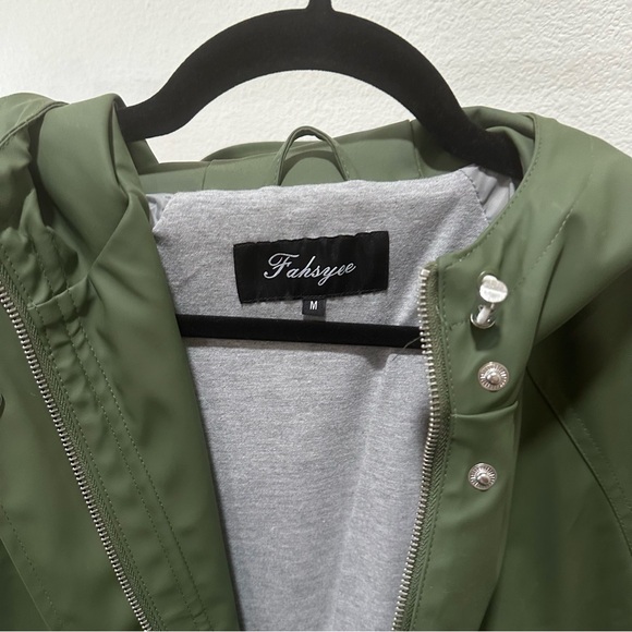 Forest green rain coat jacket - Picture 5 of 7